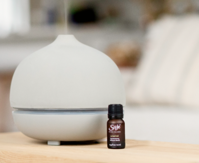 diffuser and diffuser blend on a table
